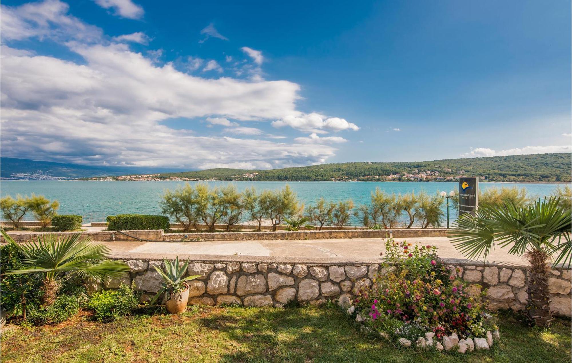 Gorgeous Apartment In Cizici With House Sea View エクステリア 写真